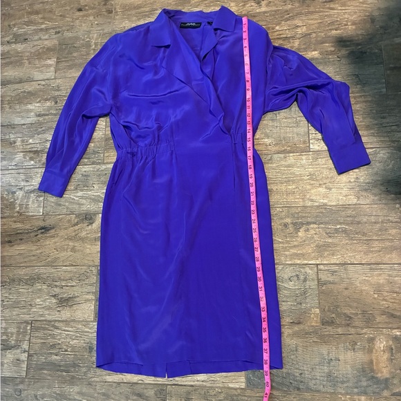 Ellen Tracy Purple Midi silk
Blazer dress with pockets - Picture 7 of 7